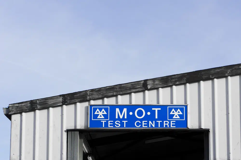 how to set up an mot testing centre
