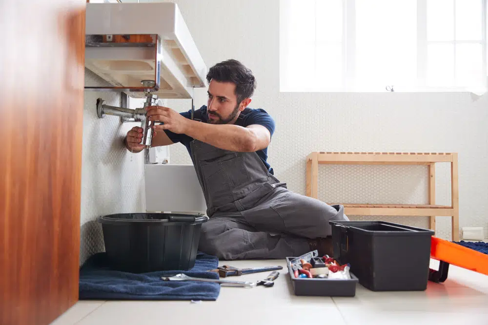 How to start up a plumbing business