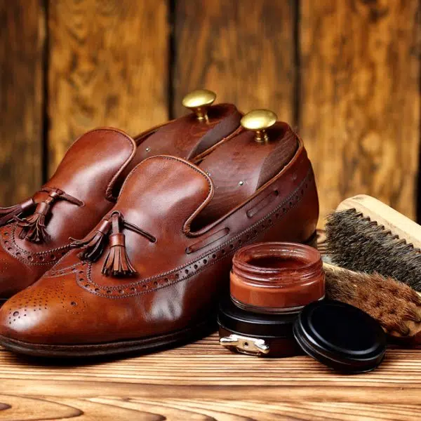 How to start up a shoe repairing business