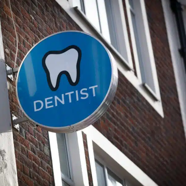 Dentist legal issues